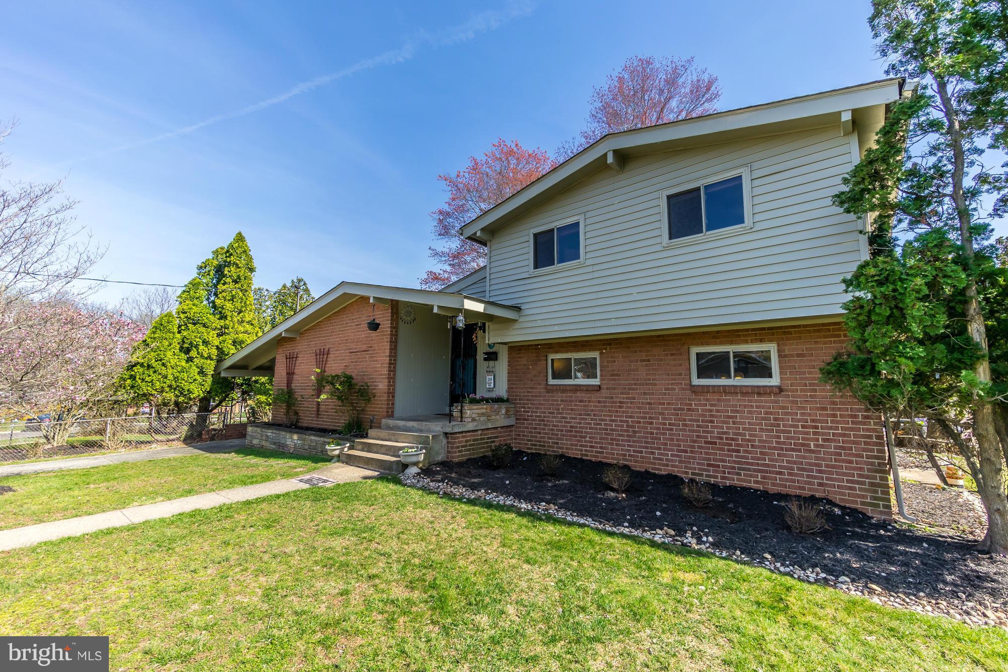 114 Bluff Terrace Silver Spring, MD 20902 - Photo 29 of 29 Exterior (Front)