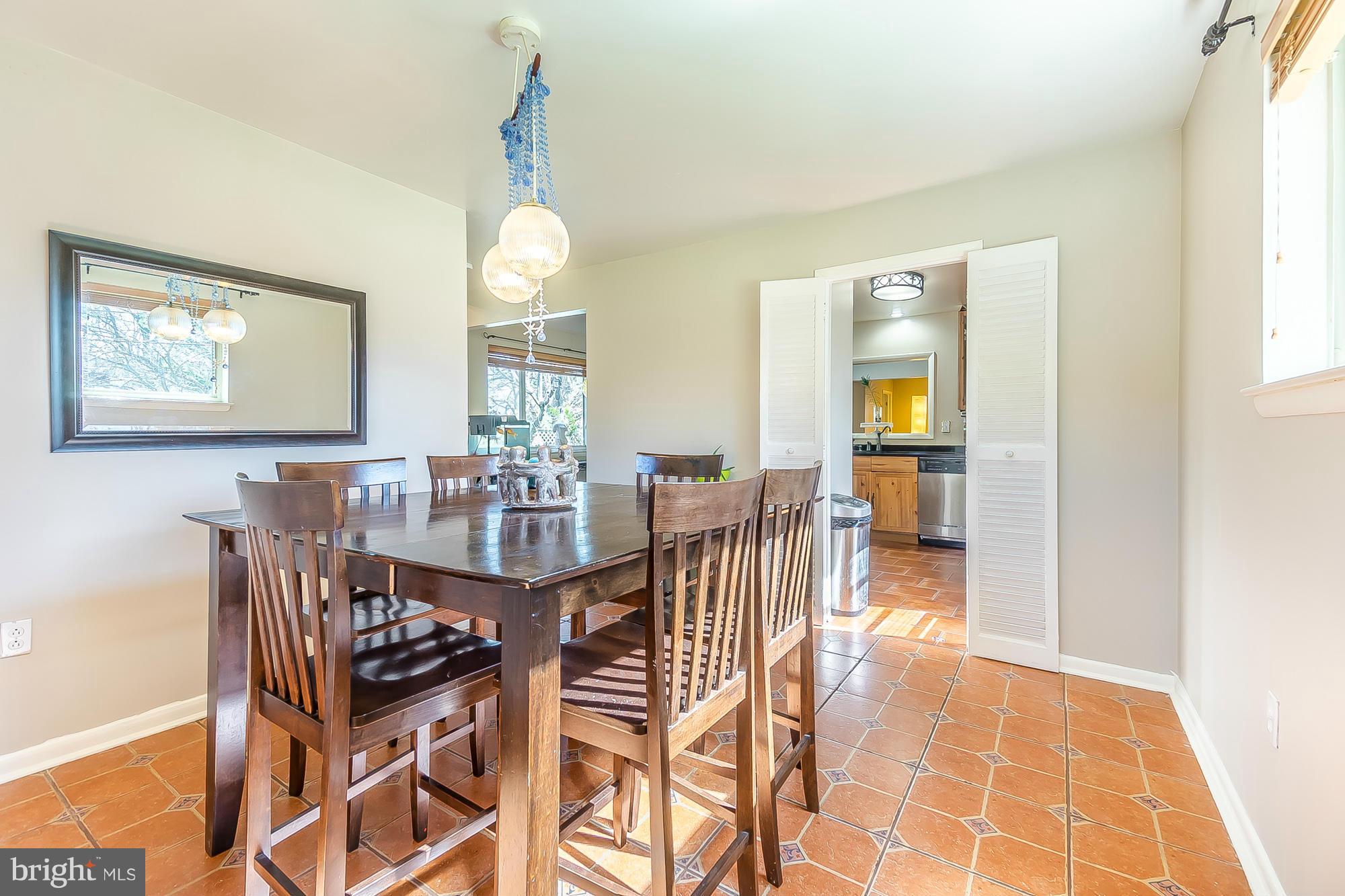 114 Bluff Terrace Silver Spring, MD 20902 - Photo 5 of 29 Dining Room