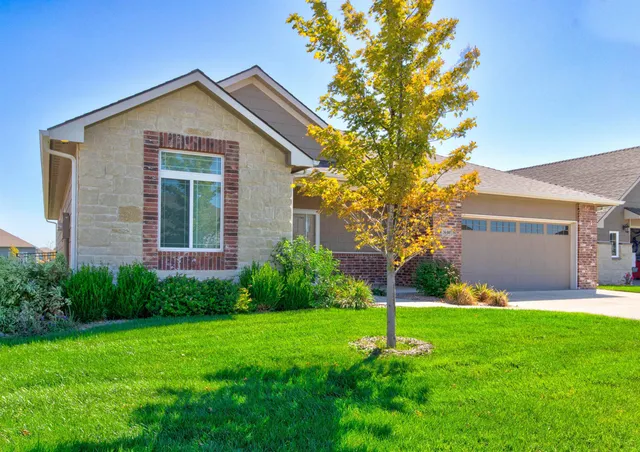 $379,000 | 3610 Siena Lakes Circle, Wichita, KS 67205
