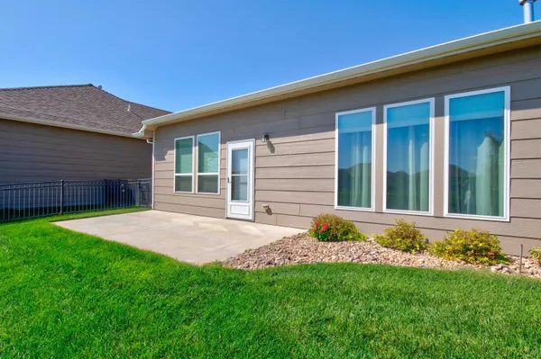 $379,000 | 3610 Siena Lakes Circle, Wichita, KS 67205