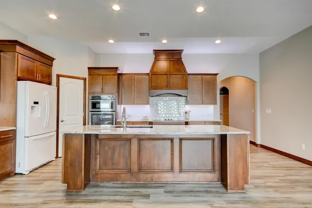 $379,000 | 3610 Siena Lakes Circle, Wichita, KS 67205