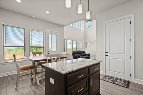 $2,600 | 12900 Stanford Drive, Manchaca, TX 78652