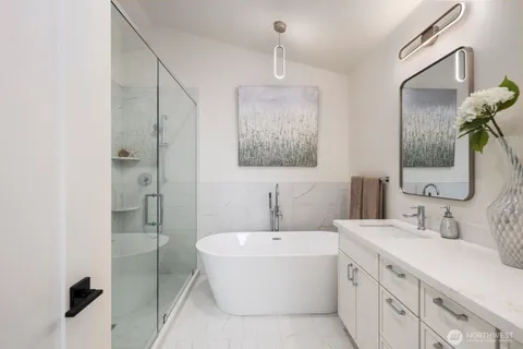 $1,150,000 | 1004 North 48th Street, Unit A, Seattle, WA 98103