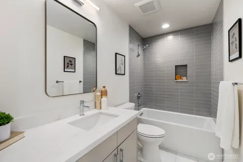 $1,150,000 | 1004 North 48th Street, Unit A, Seattle, WA 98103