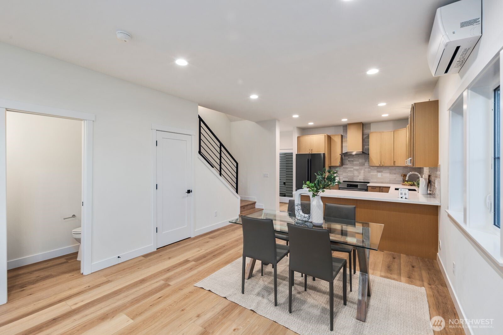 1004 North 48th Street, Unit A Seattle, WA 98103 - Photo 9 of 25