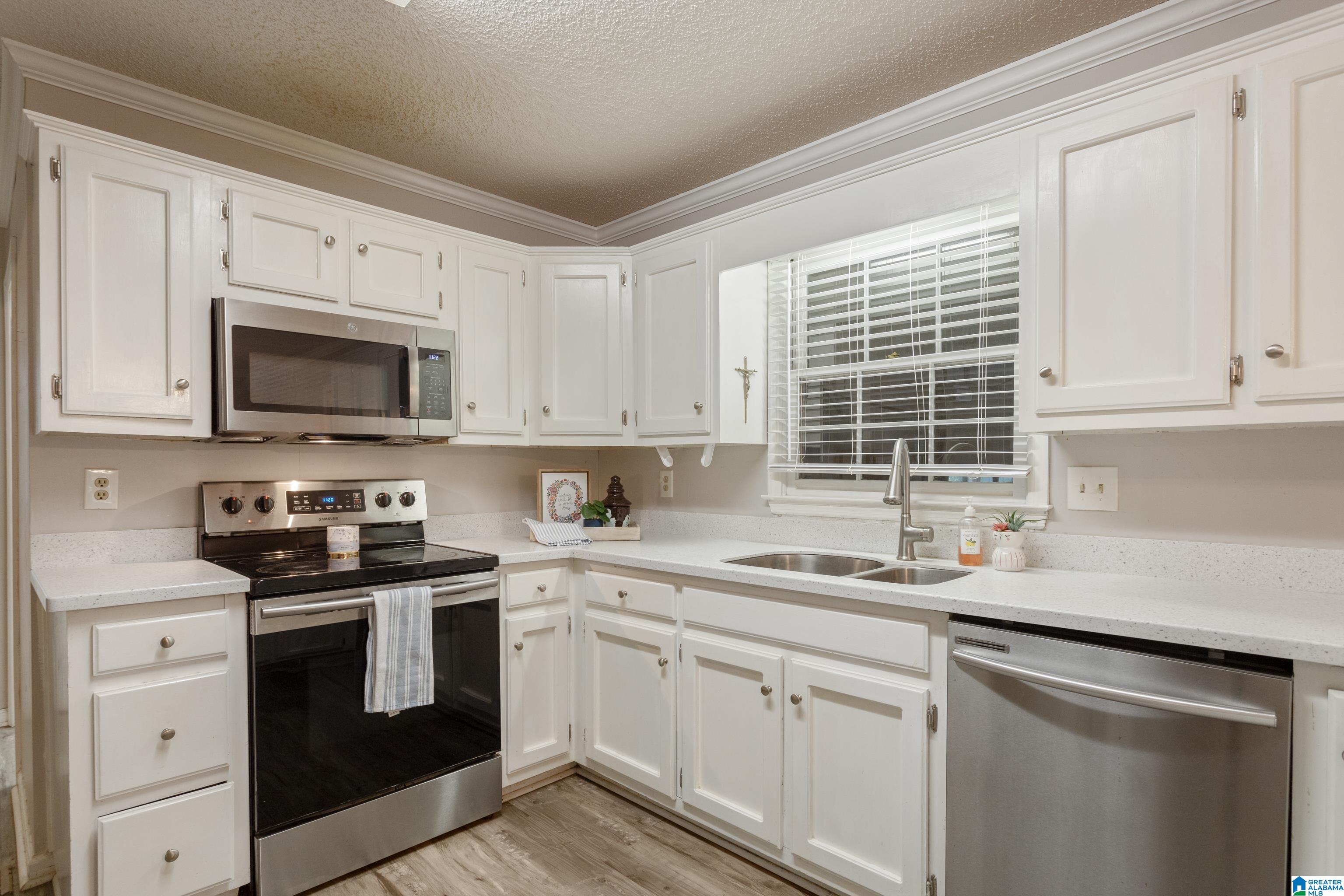 1512 Sequoia Trail Alabaster, AL 35007 - Photo 8 of 35