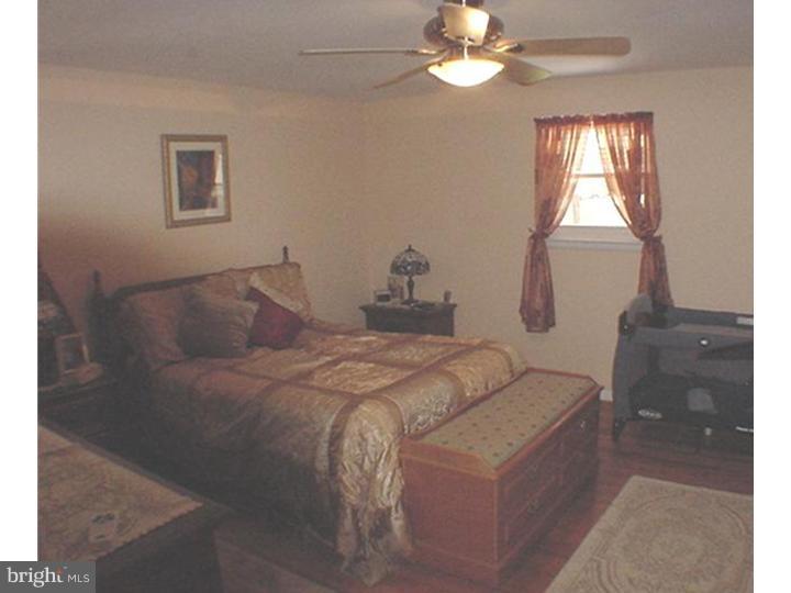 3418 Primrose Road Philadelphia, PA 19114 - Photo 7 of 17 Gallery Image 7