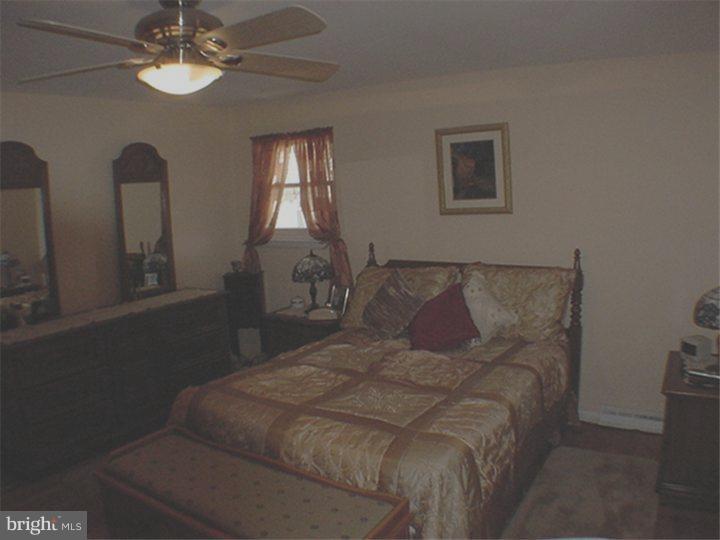 3418 Primrose Road Philadelphia, PA 19114 - Photo 8 of 17 Master Bedroom