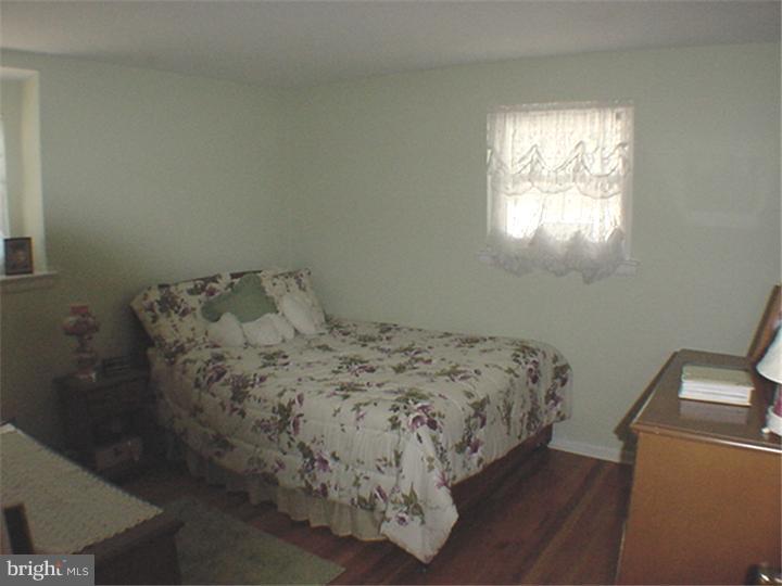3418 Primrose Road Philadelphia, PA 19114 - Photo 10 of 17 Bedroom 3