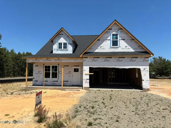 $389,900 | 105 Spring Meadows Drive, Aberdeen, NC 28315