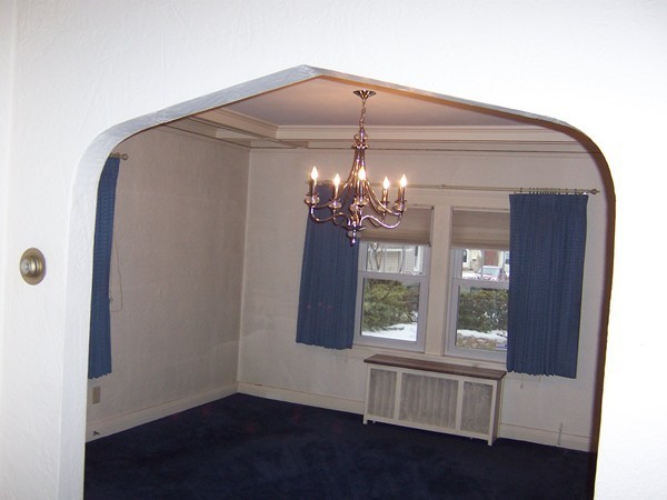 30 Bangor Street Springfield, MA 01118 - Photo 6 of 25 Gallery Image 6
