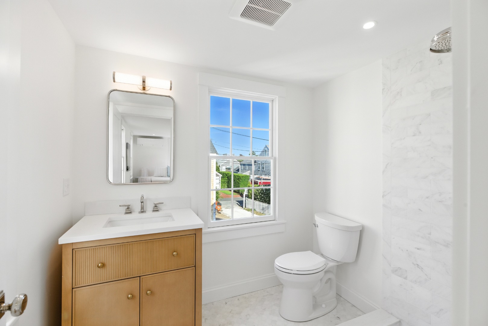 85 R Orange Street Nantucket, MA 02554 - Photo 13 of 40