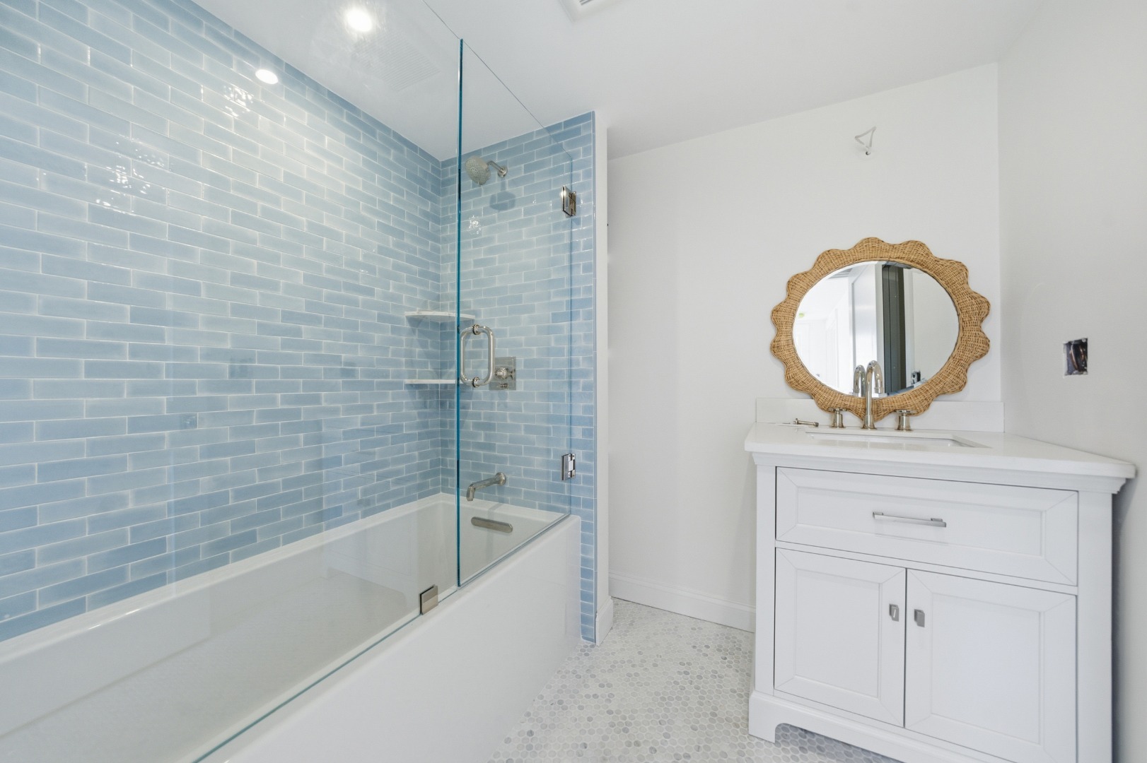 85 R Orange Street Nantucket, MA 02554 - Photo 16 of 40