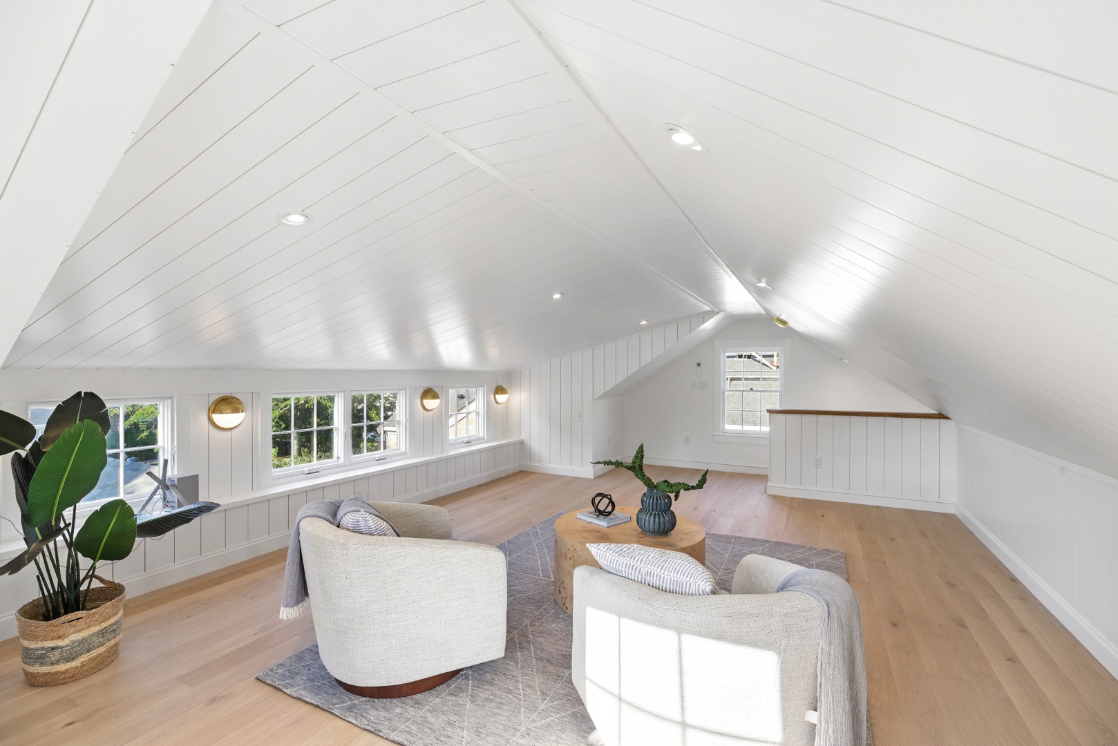 85 R Orange Street Nantucket, MA 02554 - Photo 17 of 40