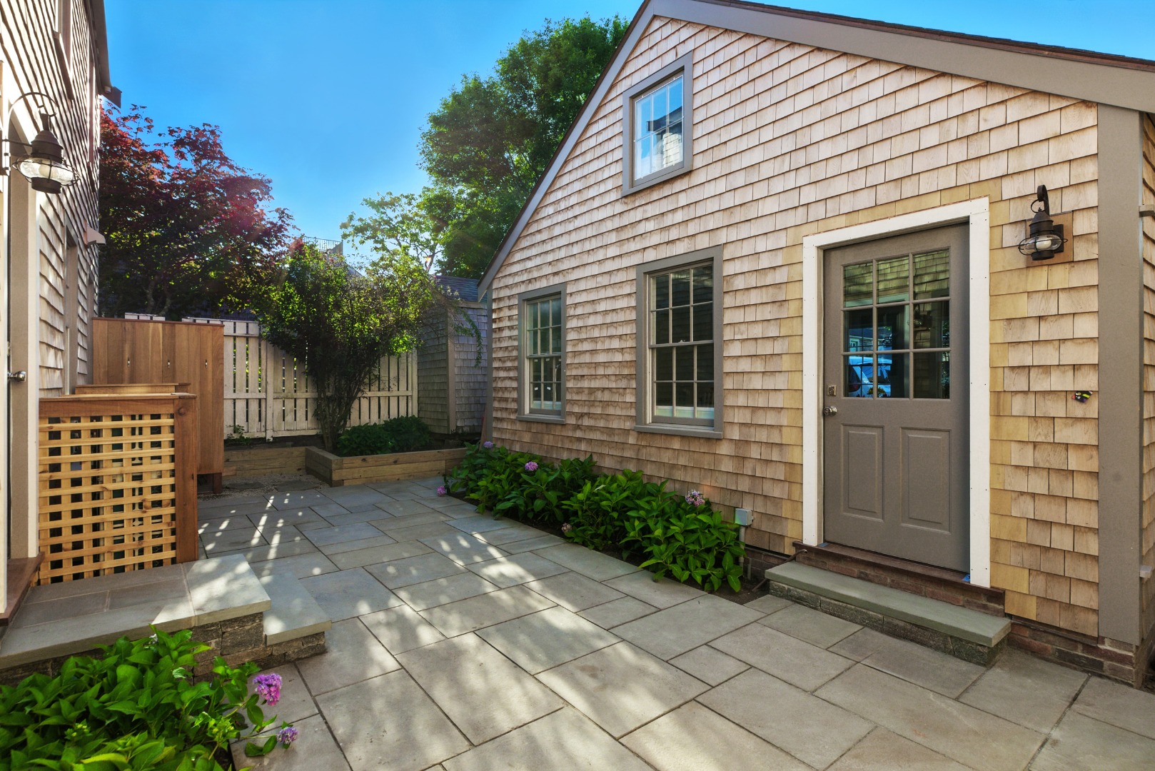 85 R Orange Street Nantucket, MA 02554 - Photo 21 of 40