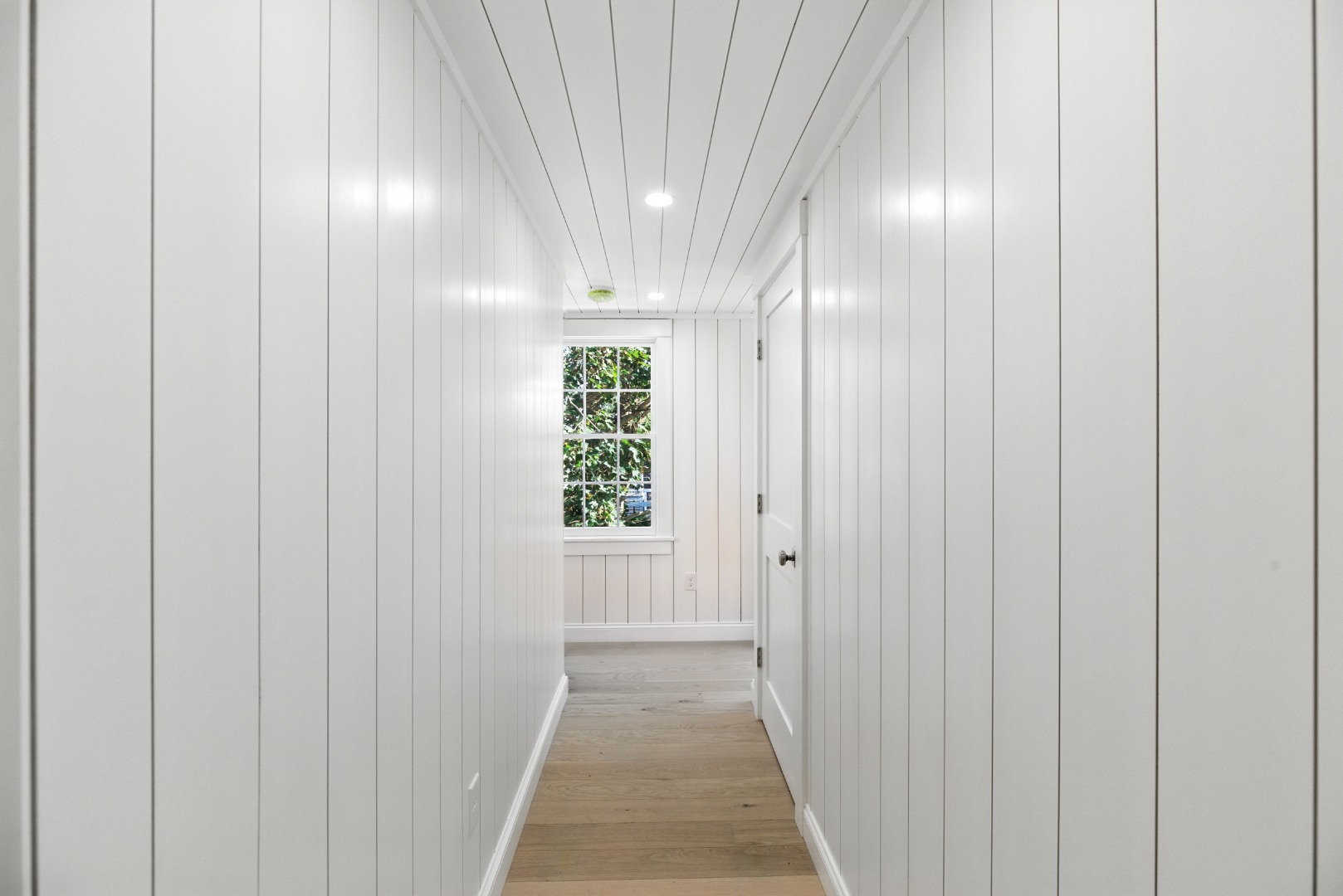 85 R Orange Street Nantucket, MA 02554 - Photo 10 of 40