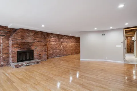 $865,000 | 130 Fulton Street, Unit 16, Boston, MA 02109