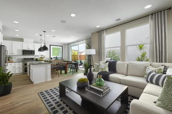 $629,990 | 2410 Garden Farms Avenue, Unit 12, Lathrop, CA 95330