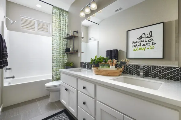 $629,990 | 2410 Garden Farms Avenue, Unit 12, Lathrop, CA 95330