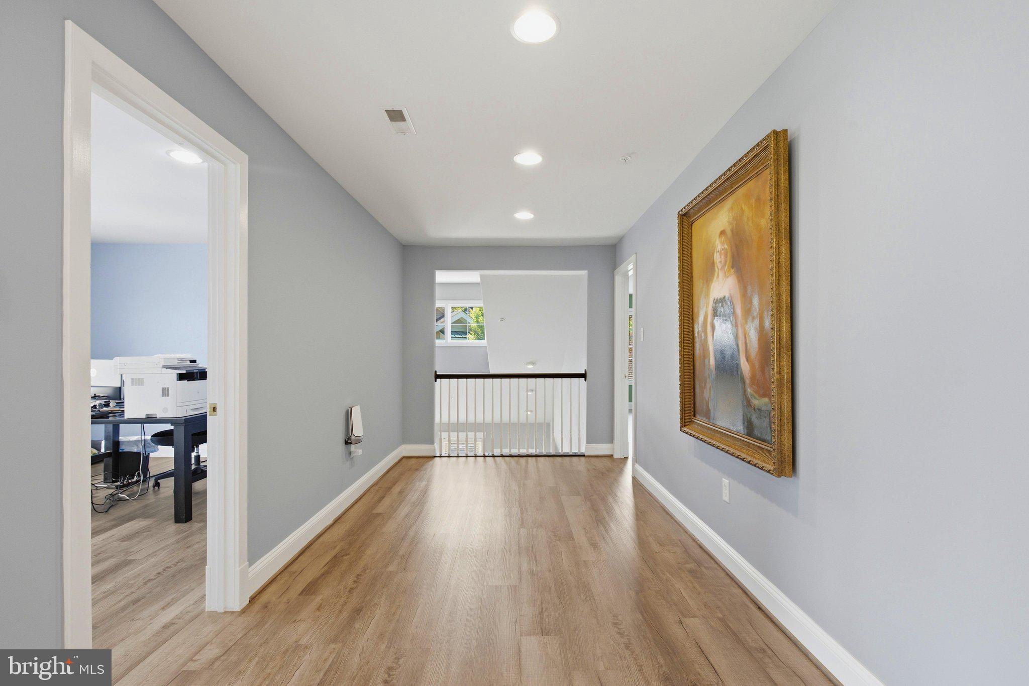 8705 Timber Oak Lane Laurel, MD 20723 - Photo 37 of 60 Hallway/2nd Floor