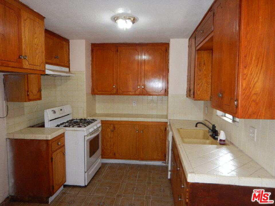 2408 Mountain View Road El Monte, CA 91732 - Photo 5 of 12 Gallery Image 5