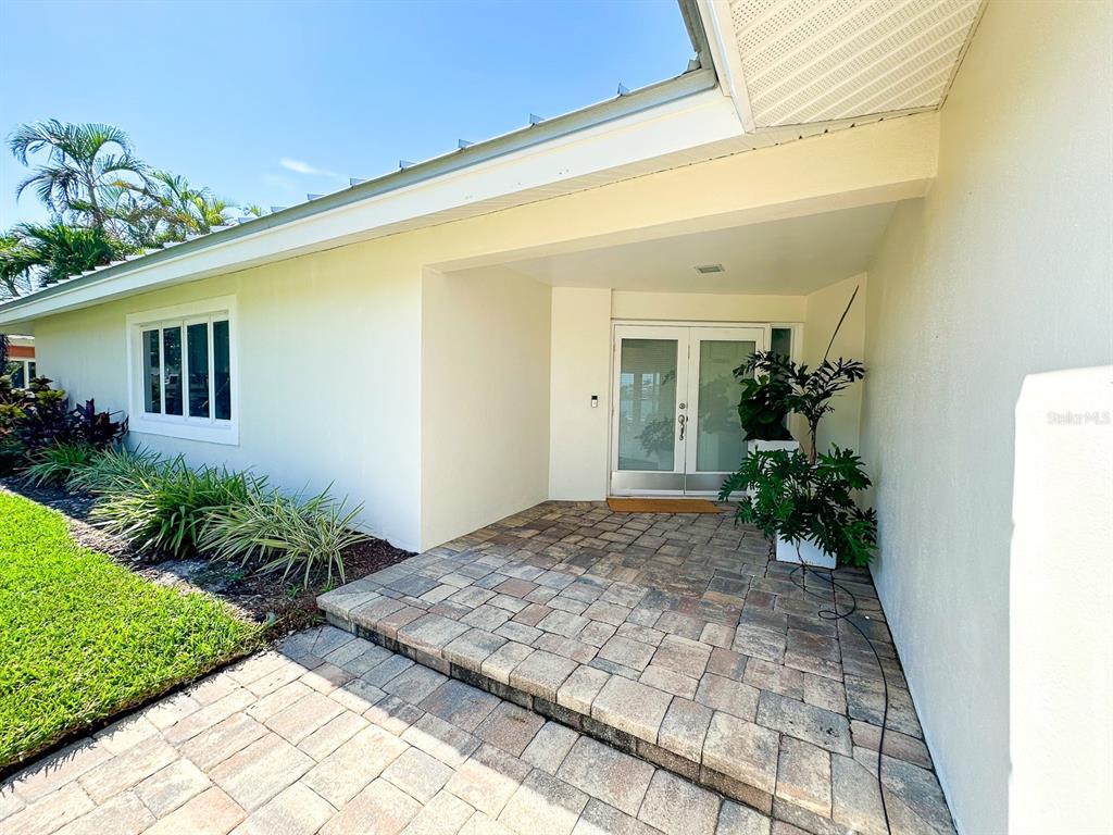 509 55th Avenue St. Pete Beach, FL 33706 - Photo 9 of 63