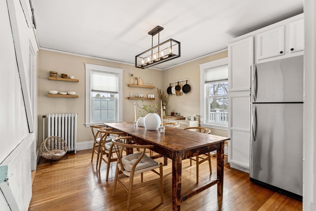 13 Evans Road Peabody, MA 01960 - Photo 3 of 41