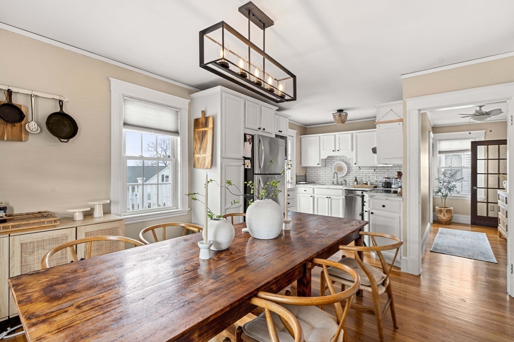 13 Evans Road Peabody, MA 01960 - Photo 4 of 41