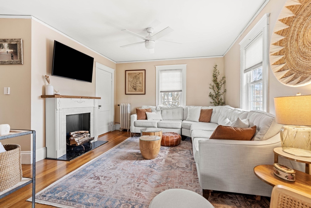 13 Evans Road Peabody, MA 01960 - Photo 8 of 41