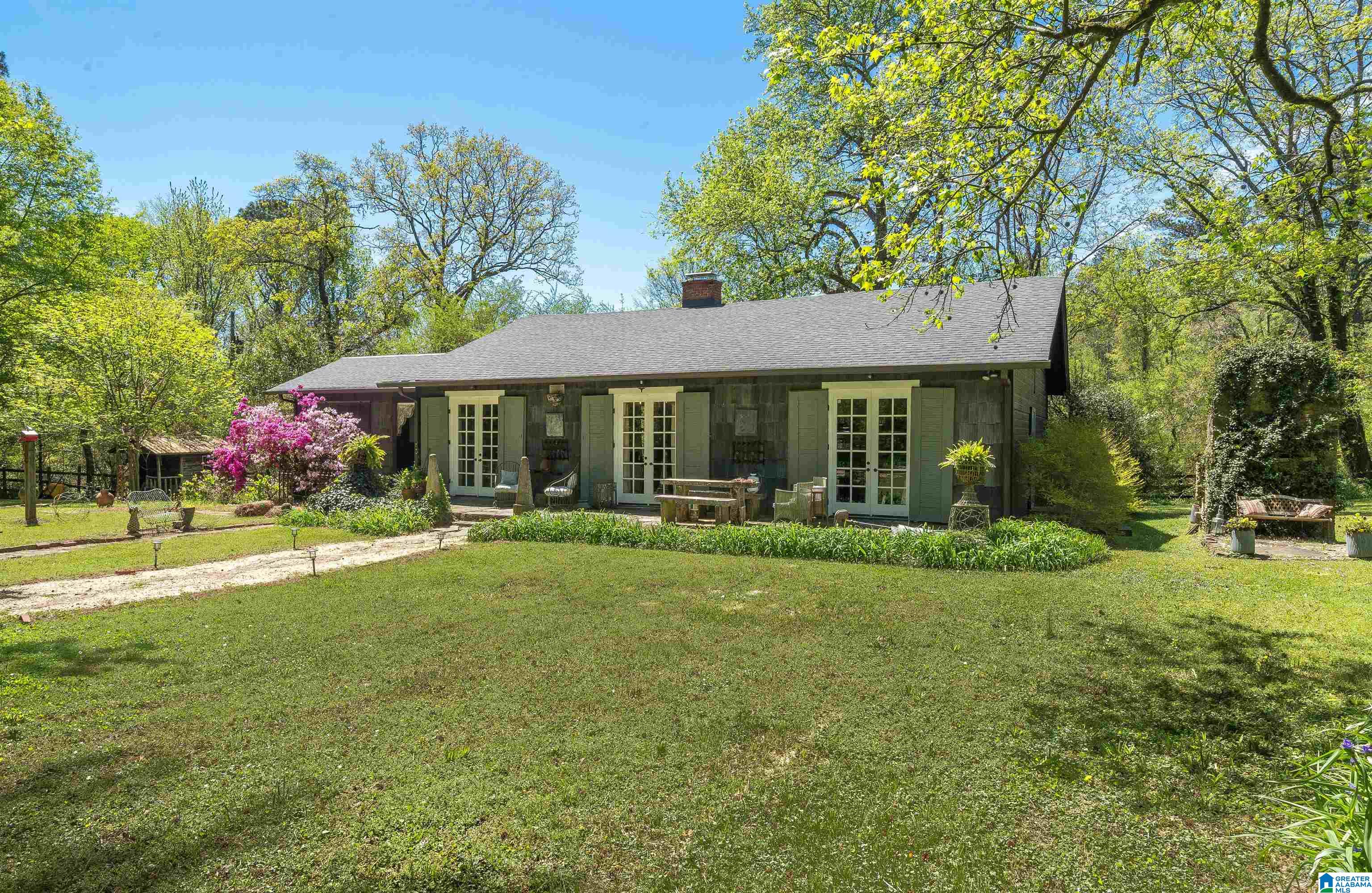940 Hitching Post Lane Birmingham, AL 35210 - Photo 4 of 43