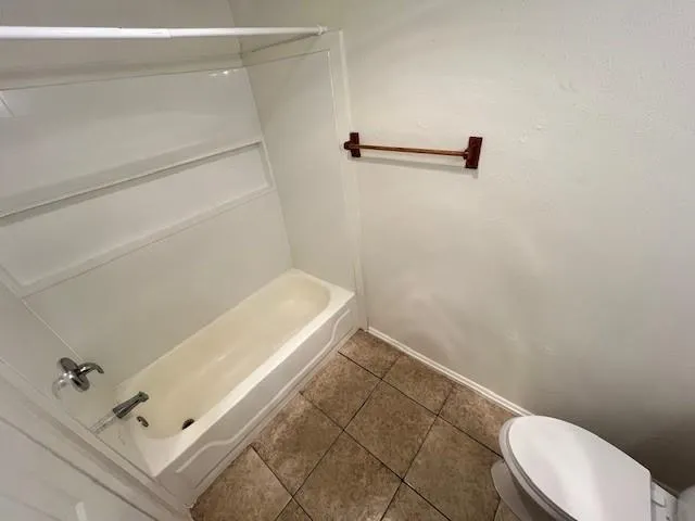 $1,450 | 93 East Monterey Court, Unit C, Gretna, LA 70056