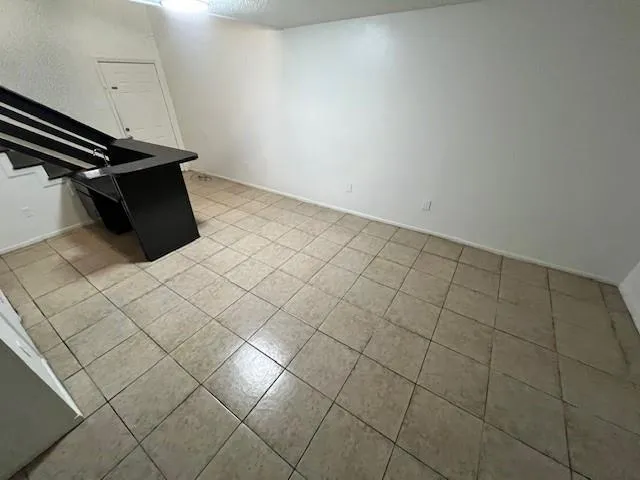 $1,450 | 93 East Monterey Court, Unit C, Gretna, LA 70056