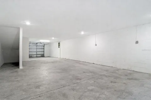 $3,350 | 4565 Tuscan Loon Drive, Tampa, FL 33619