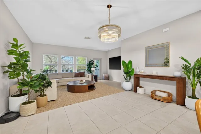 $3,350 | 4565 Tuscan Loon Drive, Tampa, FL 33619