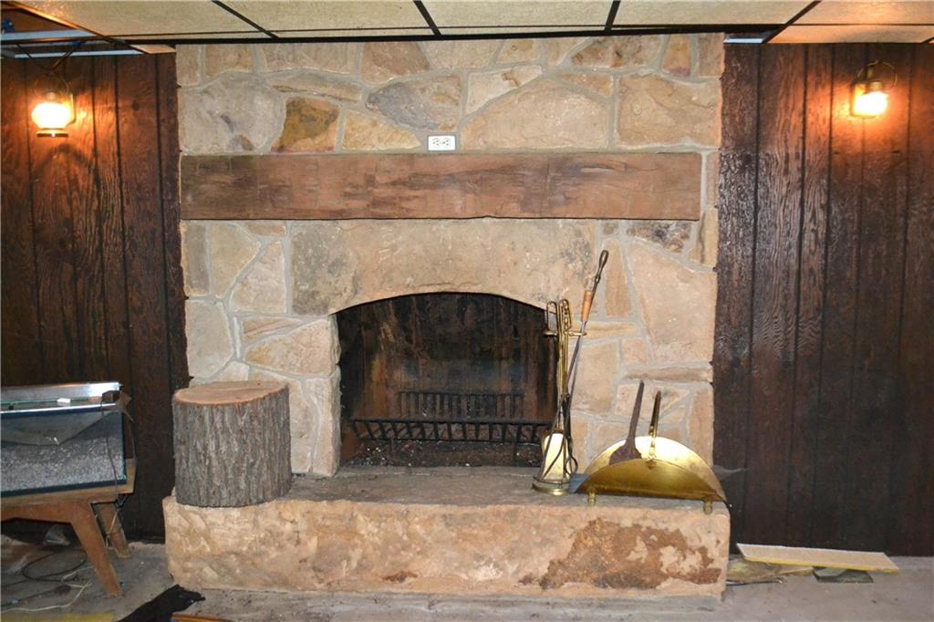 131 Weckerly Road Butler, PA 16002 - Photo 15 of 25 a closeup of a door with a fireplace