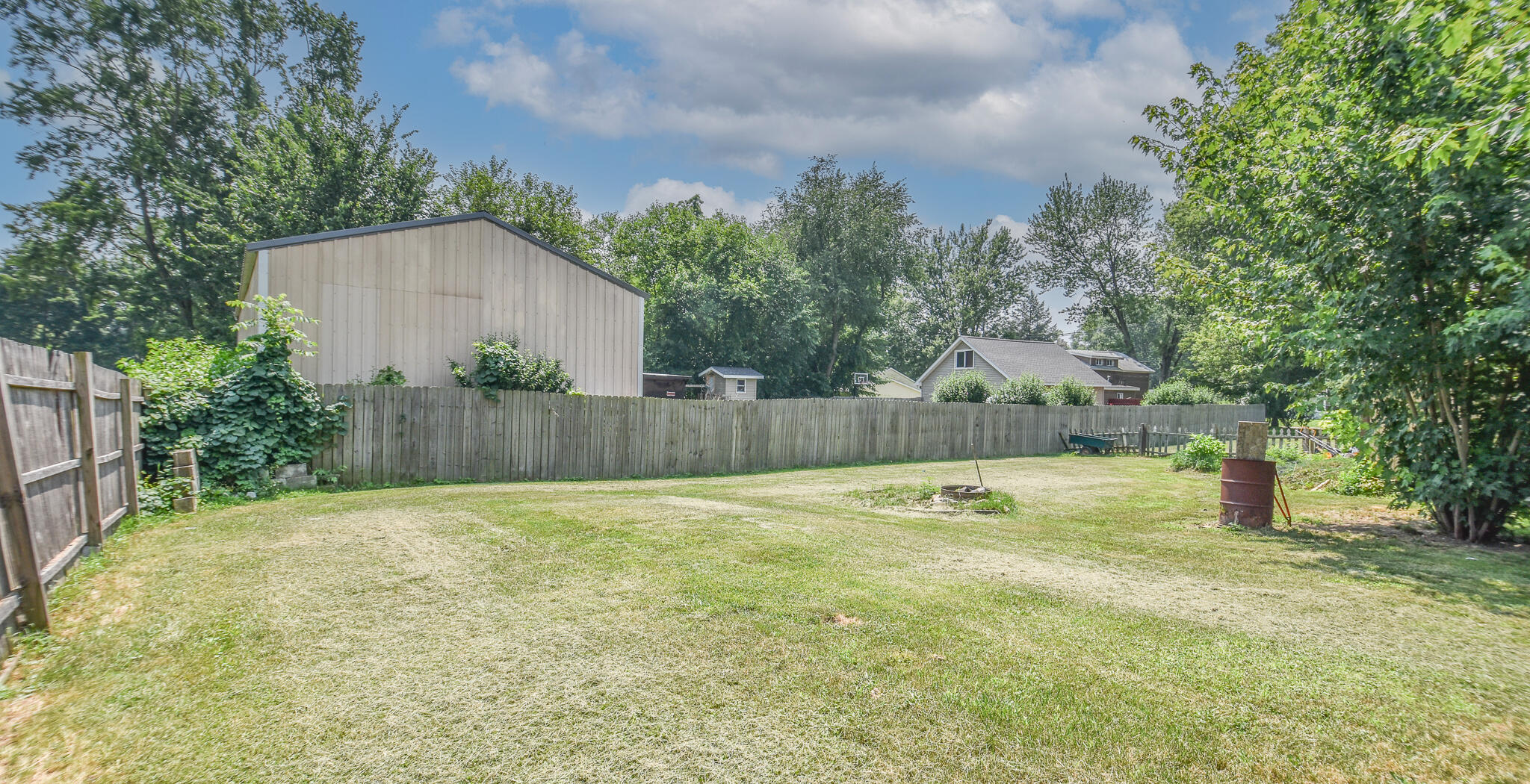 112 Cutter Avenue Coldwater, MI 49036 - Photo 4 of 38 DSC_0062-Edit