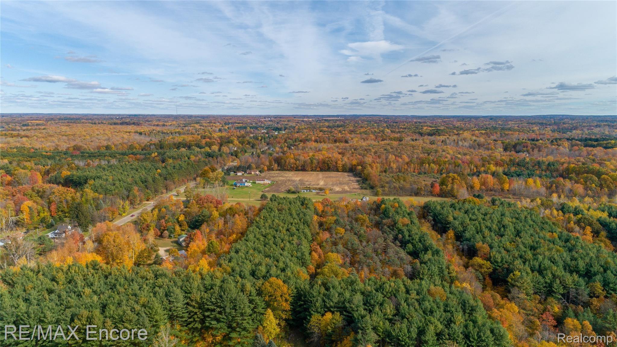 867 Barnes Lake Road Columbiaville, MI 48421 - Photo 36 of 36 867 Barnes Lake-117.jpg