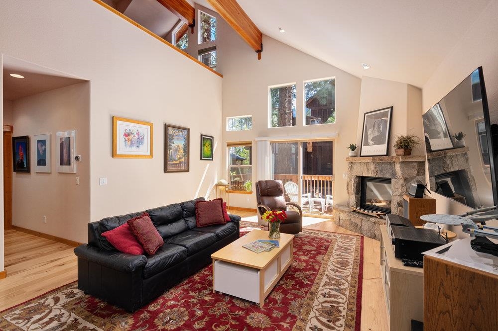 10143 Colton Creek Road Truckee, CA 96161 - Photo 4 of 26 Gallery Image 4