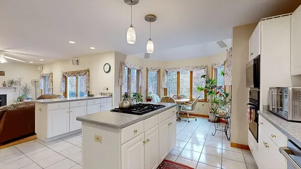 $600,000 | 51 Sheffield Drive, Belchertown, MA 01007