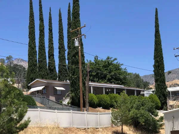 $129,900 | 14 Elm Court, Wofford Heights, CA 93285