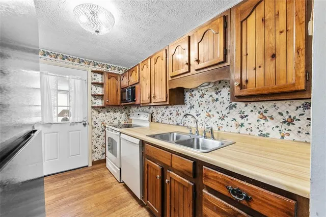 $219,900 | 2 Lou Ann Lane, Delmont, PA 15626