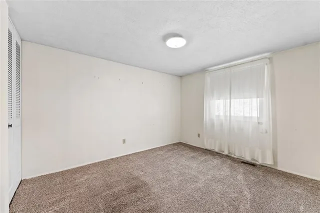 $219,900 | 2 Lou Ann Lane, Delmont, PA 15626