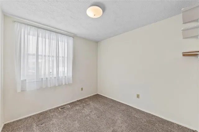 $219,900 | 2 Lou Ann Lane, Delmont, PA 15626