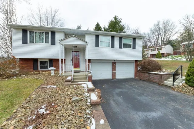 $219,900 | 2 Lou Ann Lane, Delmont, PA 15626