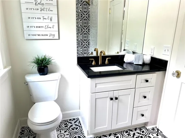 $285,000 | 5605 The Paseo, Kansas City, MO 64110