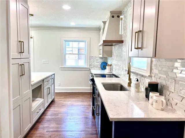 $285,000 | 5605 The Paseo, Kansas City, MO 64110