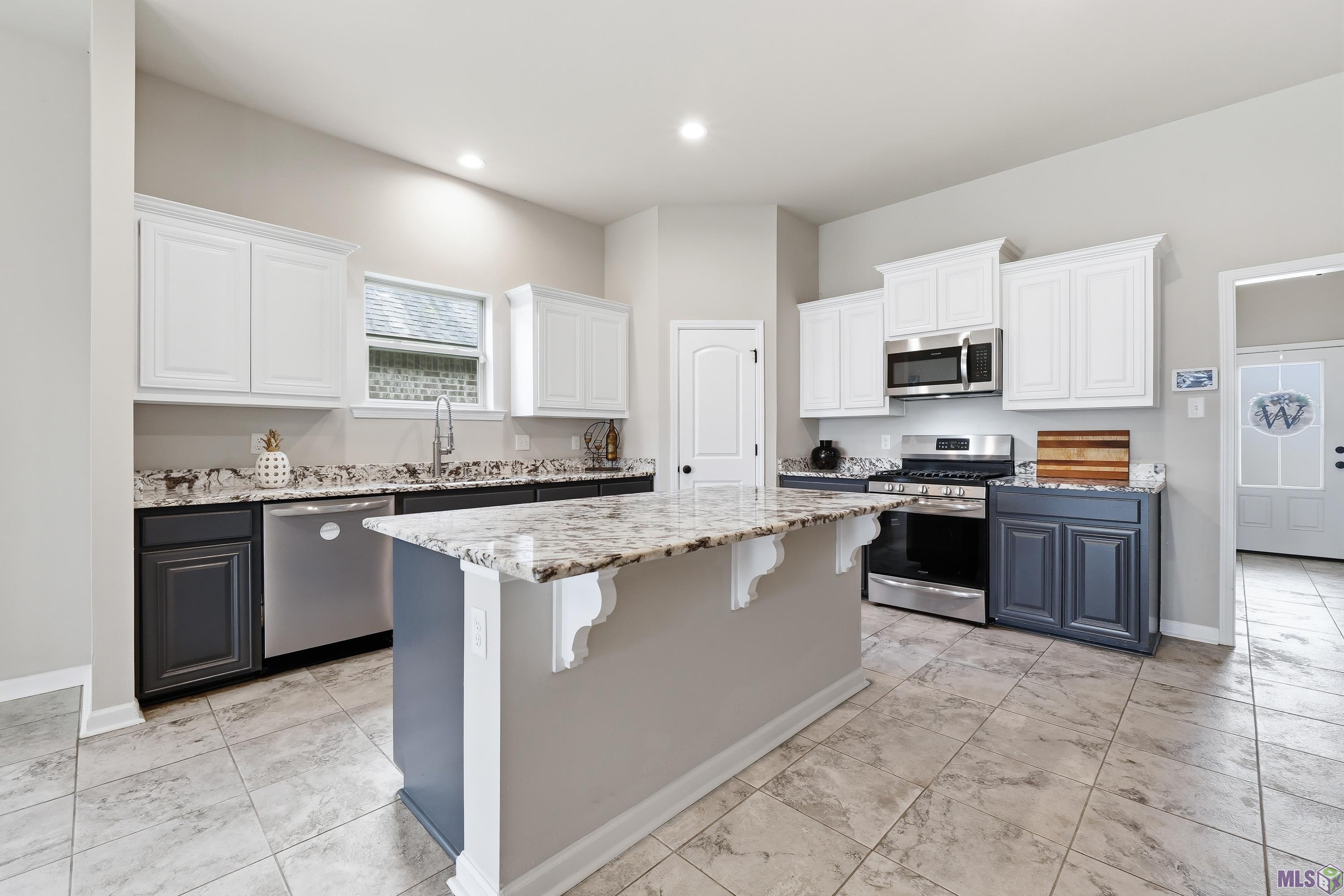4792 Viola Farms Drive Addis, LA 70710 - Photo 6 of 29