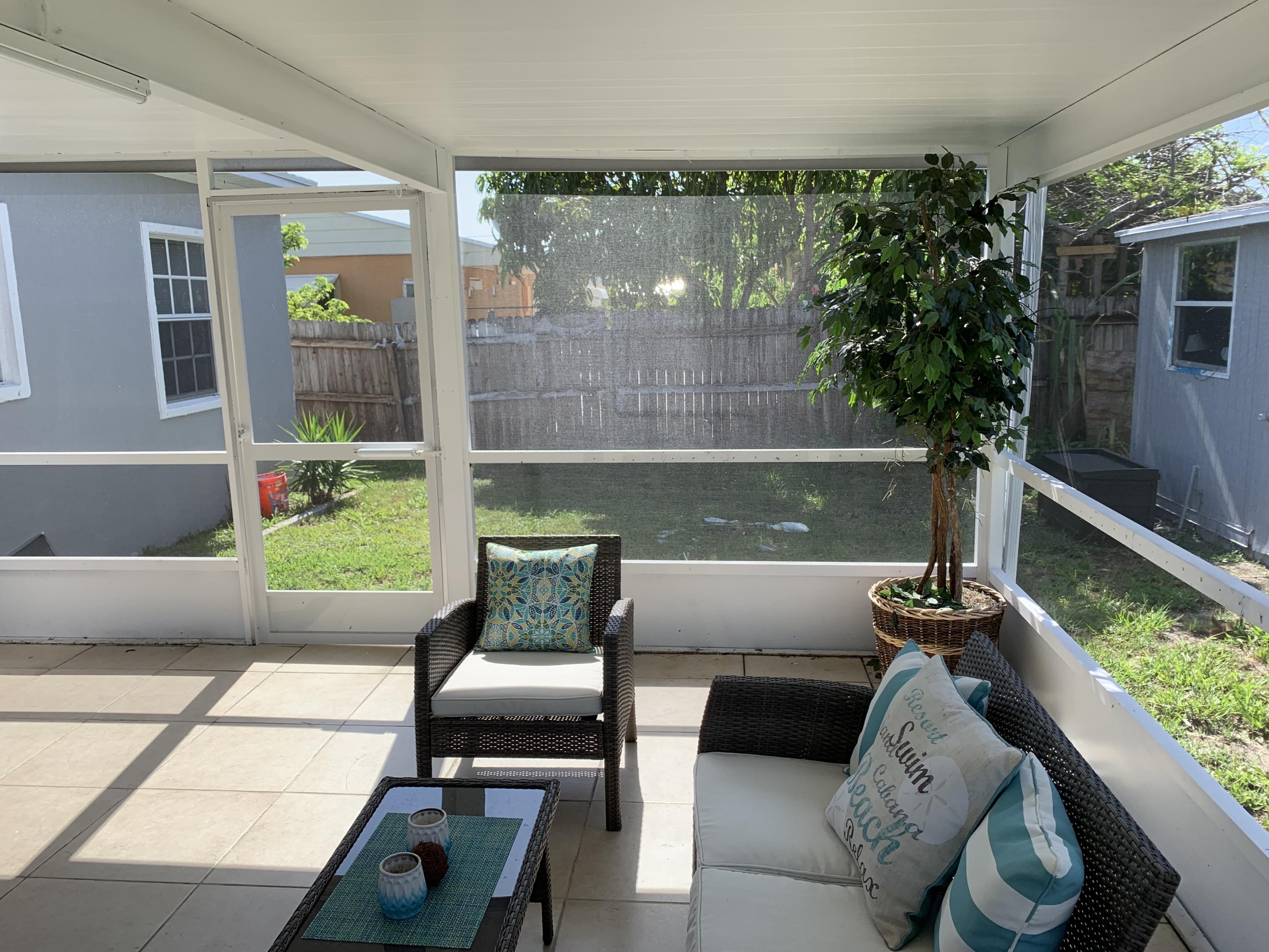 628 Hudson Road West Palm Beach, FL 33405 - Photo 13 of 14 IMG_0254