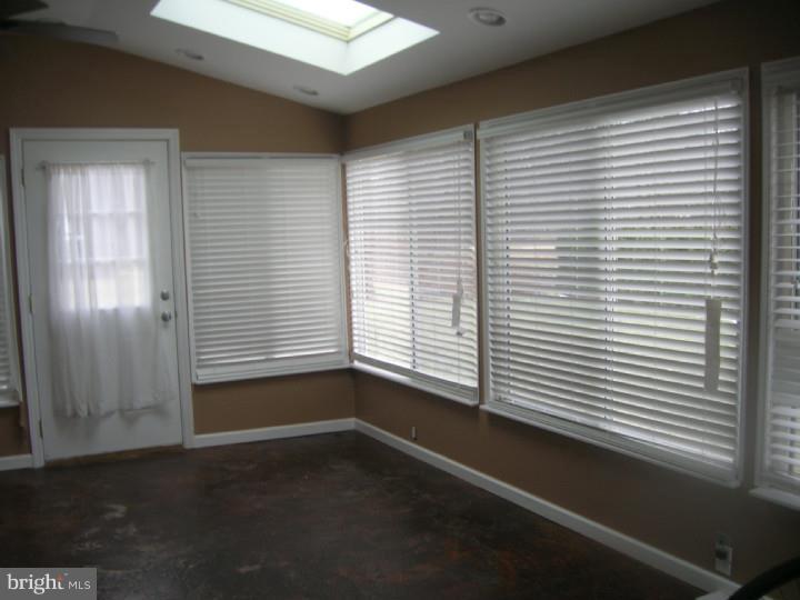 4 Hillside Lane Yardley, PA 19067 - Photo 7 of 21 Sun Room