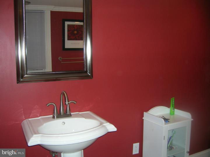 4 Hillside Lane Yardley, PA 19067 - Photo 9 of 21 Bathroom